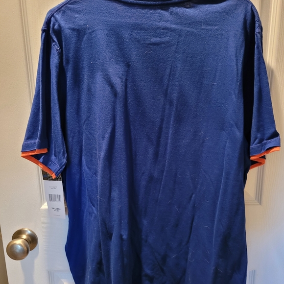 Short sleeve pull over tee. - Picture 2 of 6